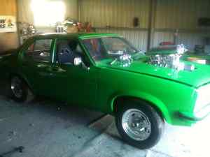 Green Holden Torana LH 400 Chev 671 